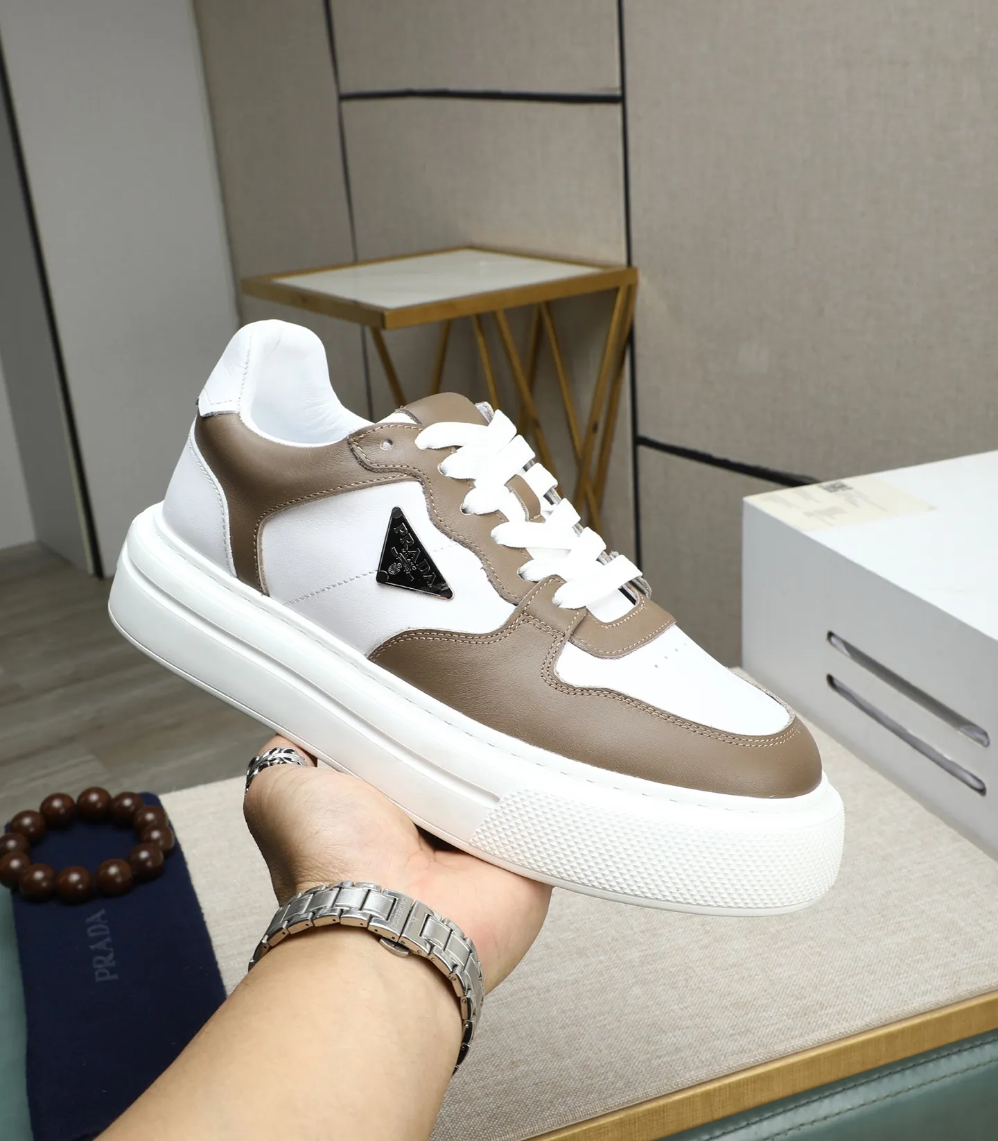 Men's shoes 💰500 🌹🌹[PRADA—Prada] 2025 latest model 🙈original replica! 👟👟👟Available here. The workmanship is top-notch. The upper is made of Italian 🇮🇹Imported calfskin. ❗️Breathable genuine leather lining @Suitable for travel. The original version has an enlarged engraved sole, making it suitable for all kinds of travels, showing low-key luxury. Let quality speak for itself. Color: Size: 38-44